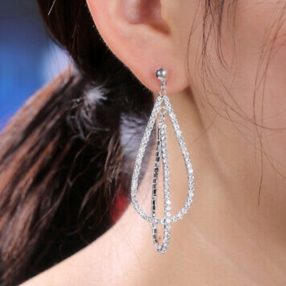 NEW 925 Sterling Silver gorgeous earrings - Picture 3 of 4